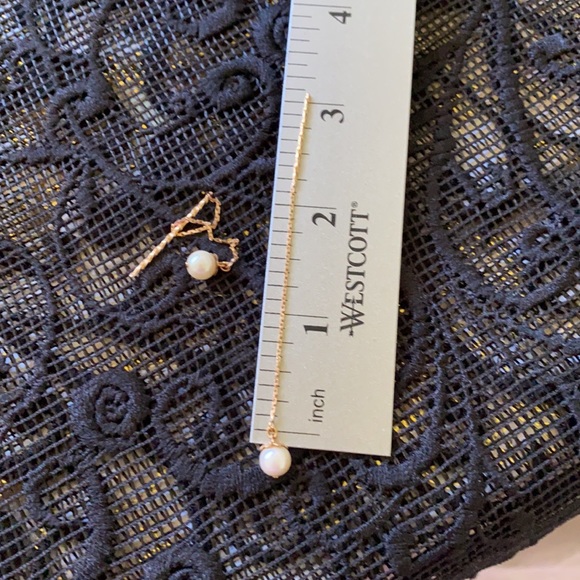 14 Karat Gold Pearl Threader Earrings - Picture 6 of 6